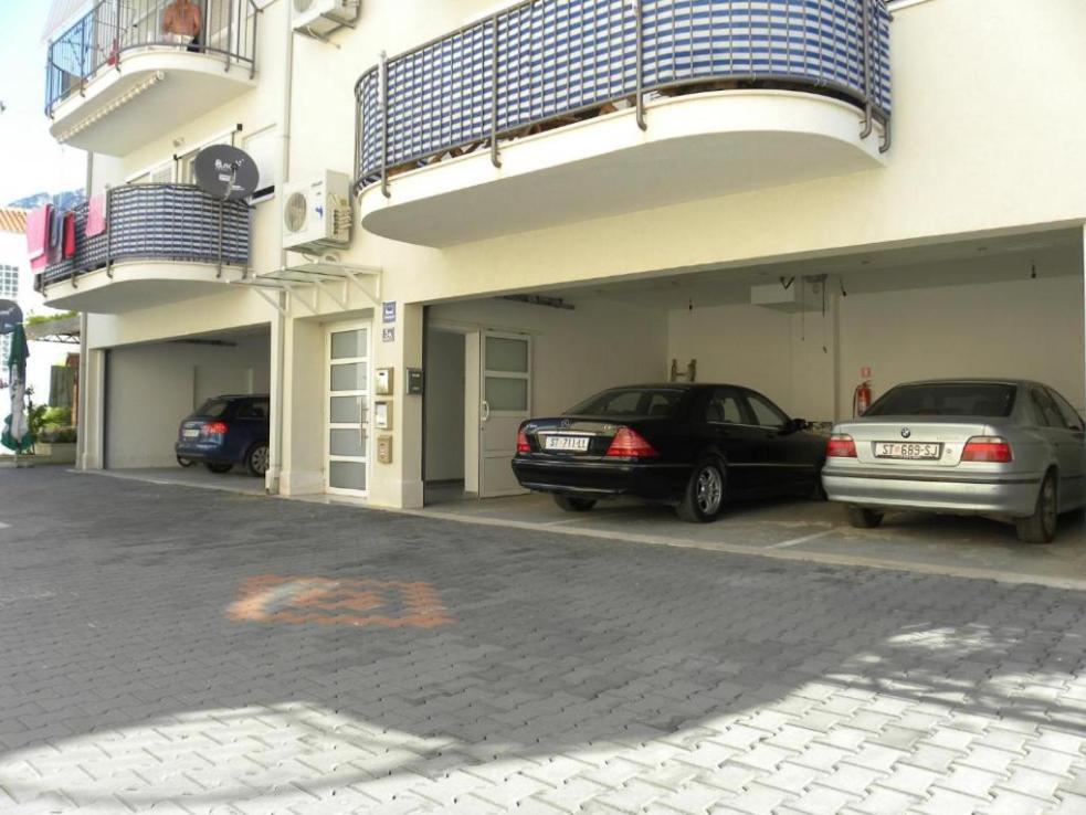 Omis Wind Rose Apartment Exteriör bild